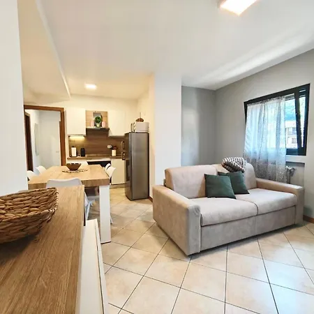 Trilo Manzu Apartament